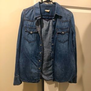 Levi’s Denim shirt